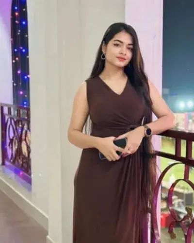 Call Girls Service Mominpura